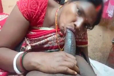 Watch BBC lady gives a desi blowjob to a man with Bihari