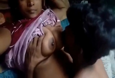 Watch Bhabhi sex MMS of a Devar licking pussy of his Desi