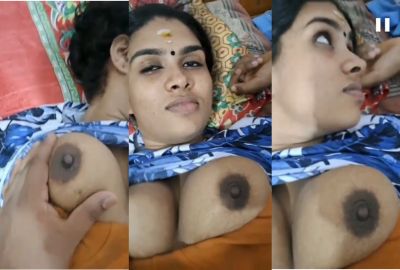 Watch boobs a Tamil milf’s milky Squeezing