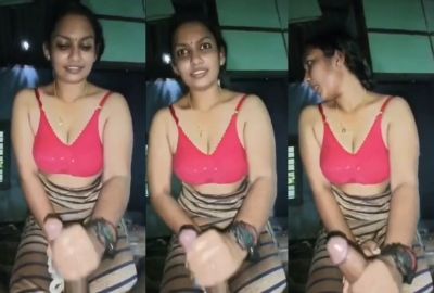Watch handjob boob South Indian lady gives a Big
