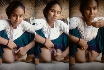 Watch Jhansi 18-year-old Indian girl masturbation MMS from An