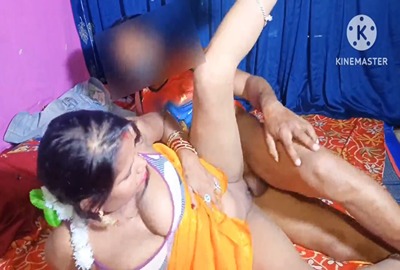 sex lady gets fuck by her husband’s friend in desi Village
