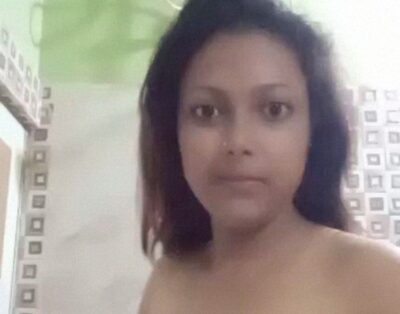 Hot desi beauty taking bathroom selfie