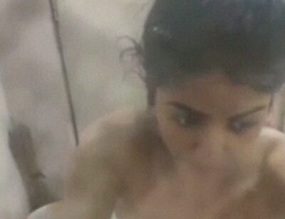 Girl bathing hidden spy desi porn