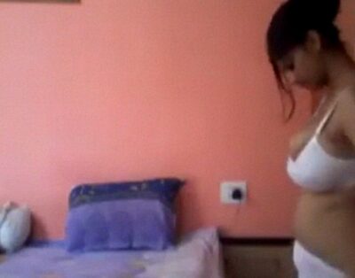 Stripping her dress big figured sexy desi video