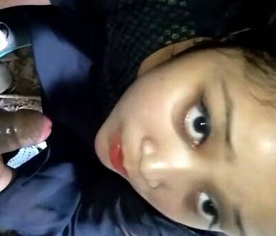 Girl blowjob in backyard office