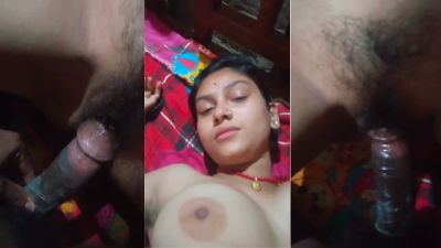 Lady gets fuck by friend in Dehati sex MMS