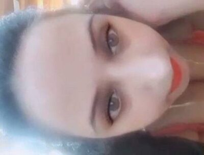 Nudes selfie Mature Pakistani bbi