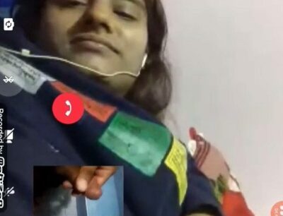 Hottie chatting Bengali nagna video