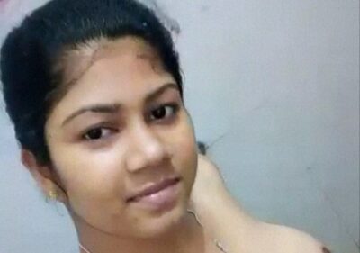 Lady exposing fully nude Indian