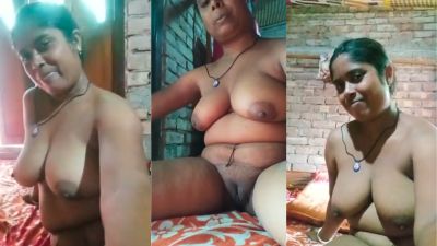 Shows her nude body on camera Bangla milf
