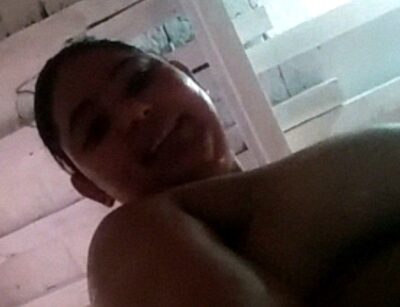 Spreading ass in bath desi girl