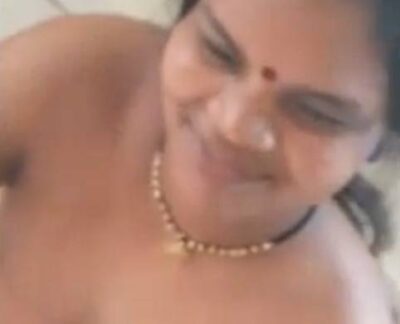 Aunty nude video captured by client Tamil
