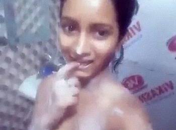 Nude bathing Sri Lanka MMS