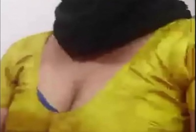 Strips on webcam while dancing Tamil milf